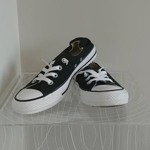 EUC Converse Slip On Sneakers